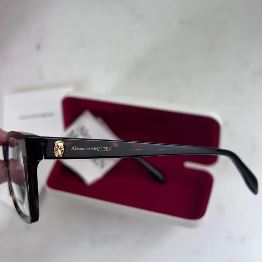 Alexander McQueen Tortoise Shell Glasses with side skulls deco AM0283O - Picture 4 of 4